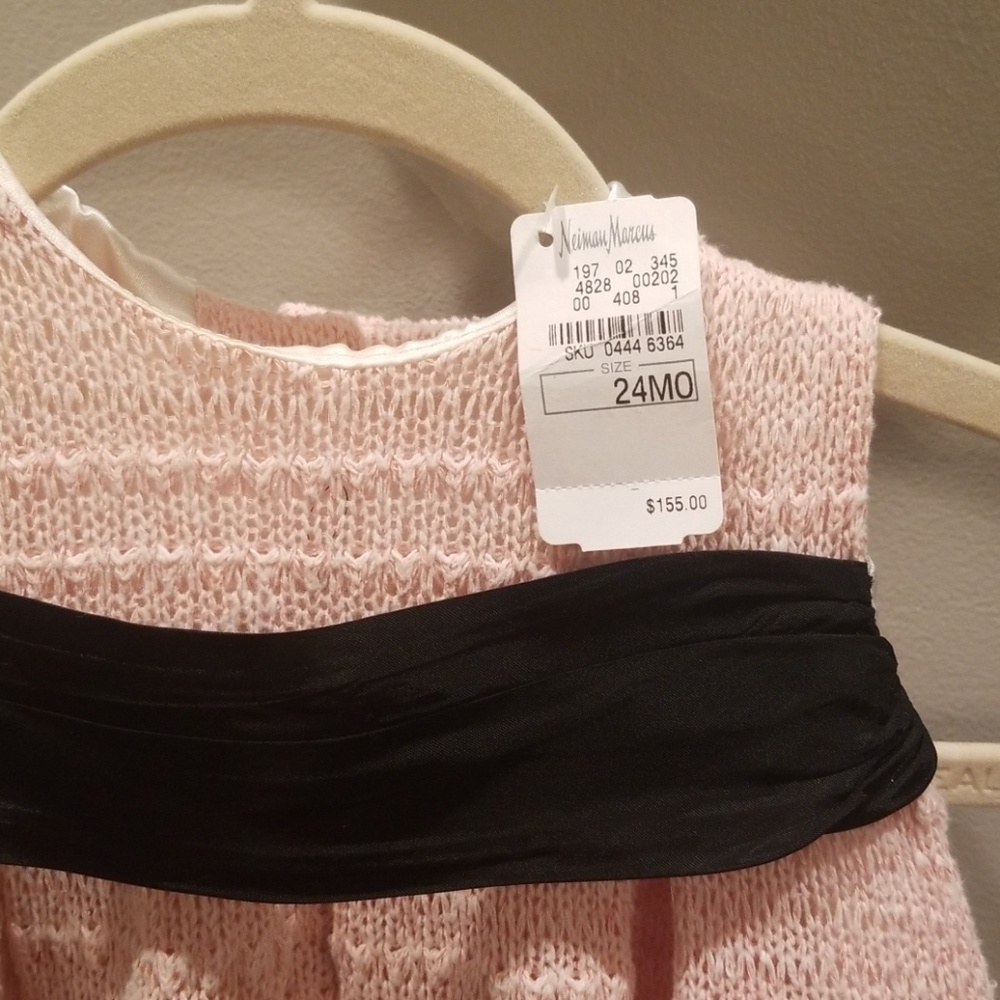 Outgrow - Picture 3 of 4